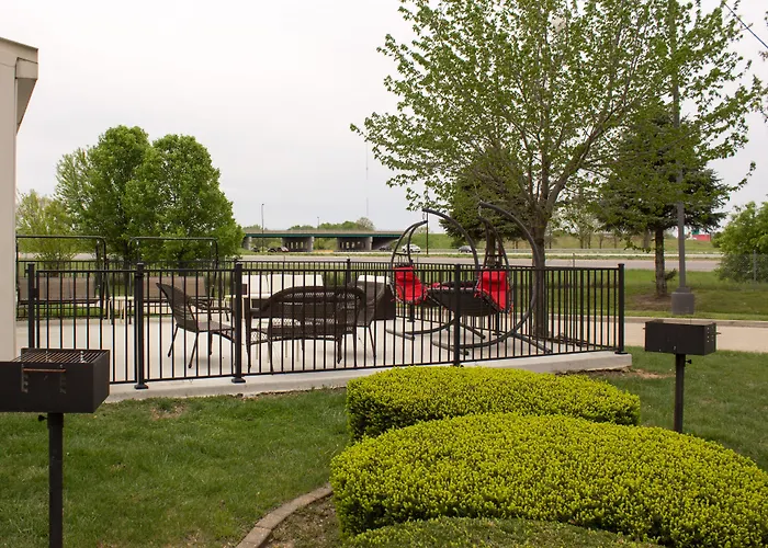 Baymont By Wyndham Springfield Il